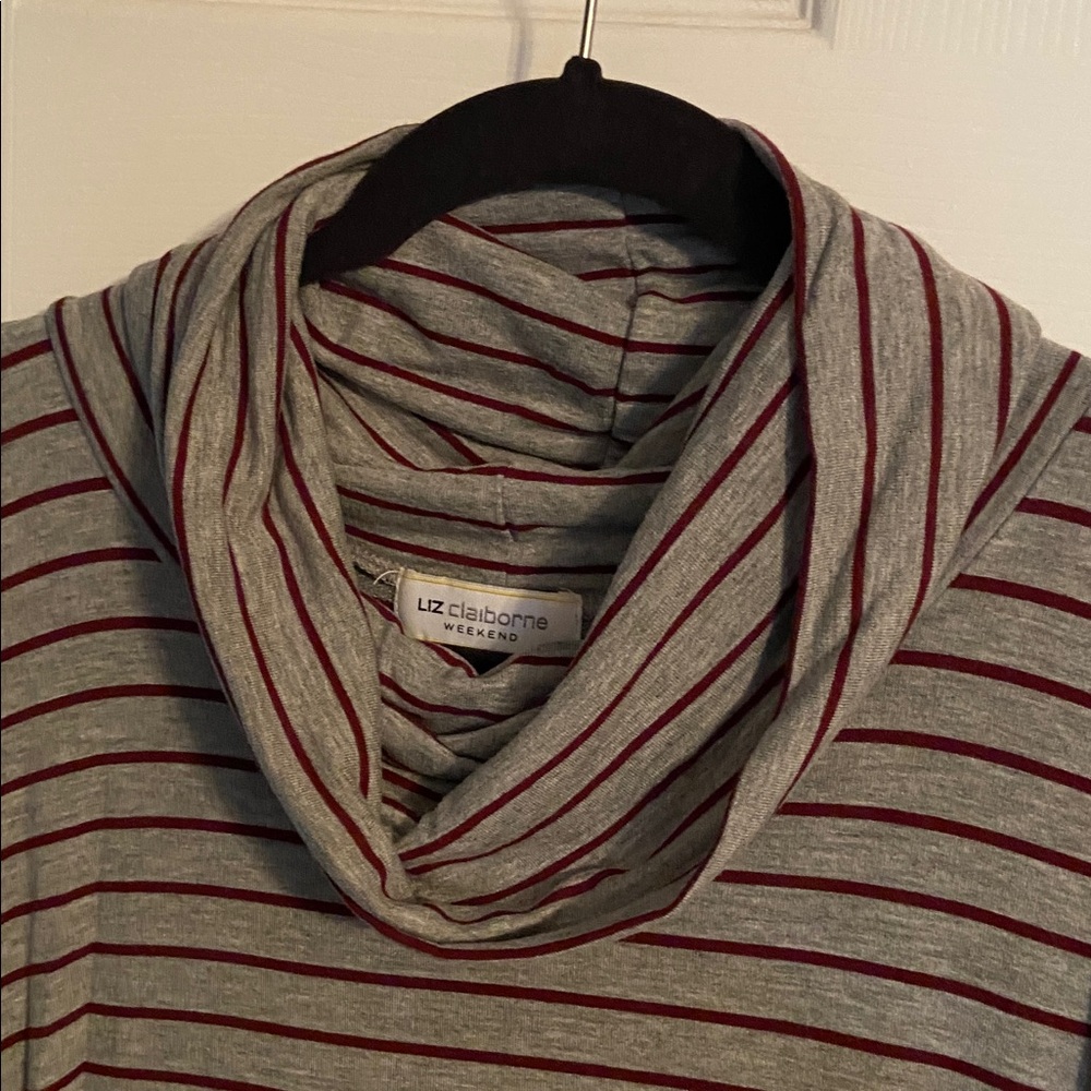 To Liz Claiborne cowl neck lightweight shirts - Picture 4 of 9